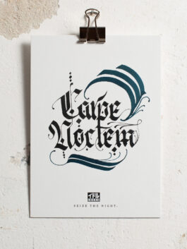 Carpe Noctem | Postkarte Medium