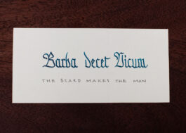 Kalligrafie „Barba Decet Virum – Der Bart macht den Mann“